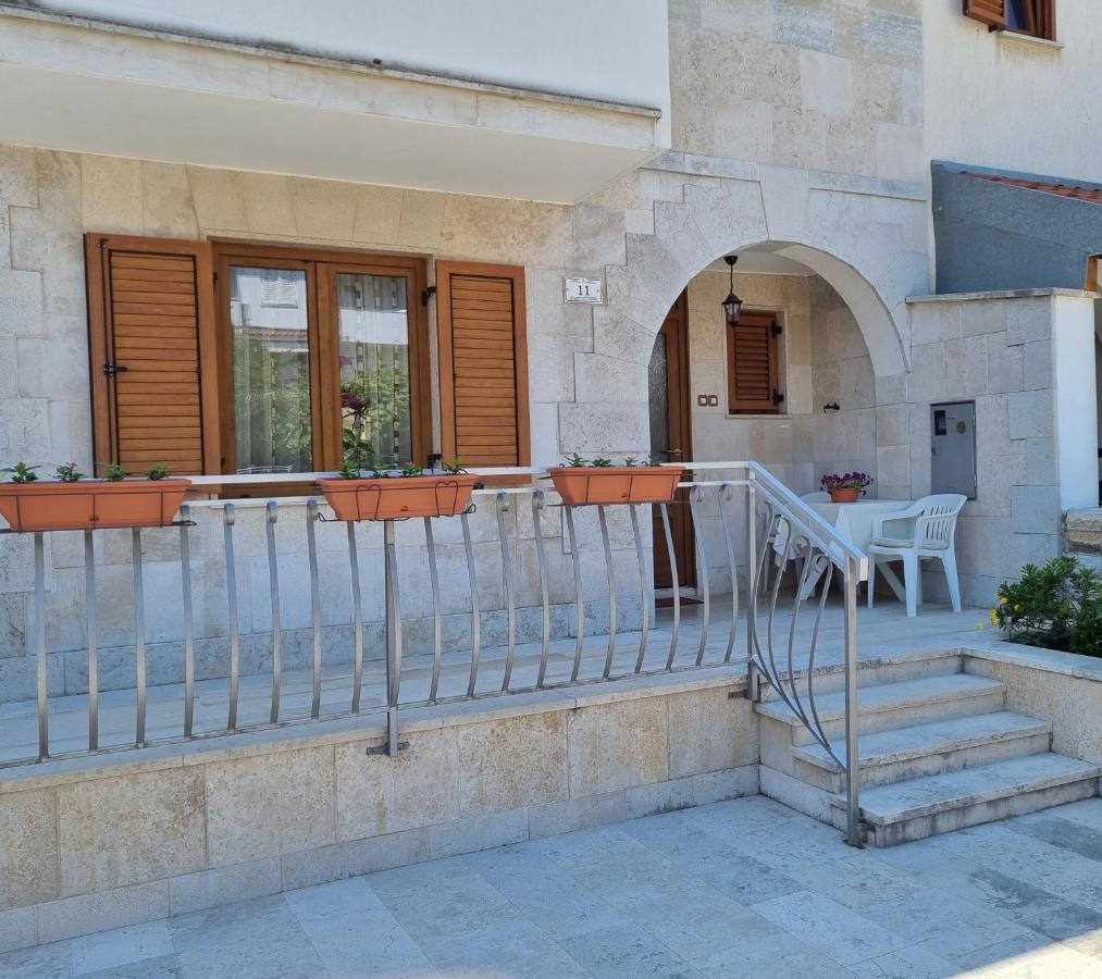 N&G Apartments Ρόβινι Εξωτερικό φωτογραφία