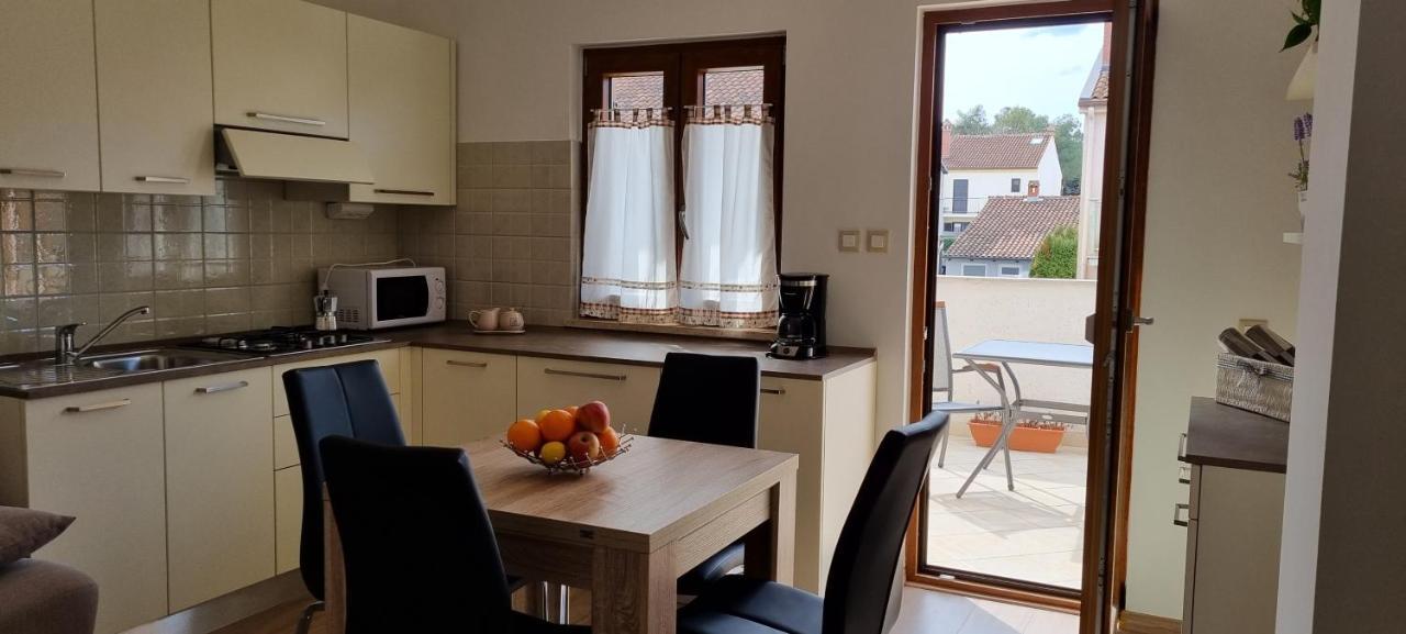 N&G Apartments Ρόβινι Εξωτερικό φωτογραφία