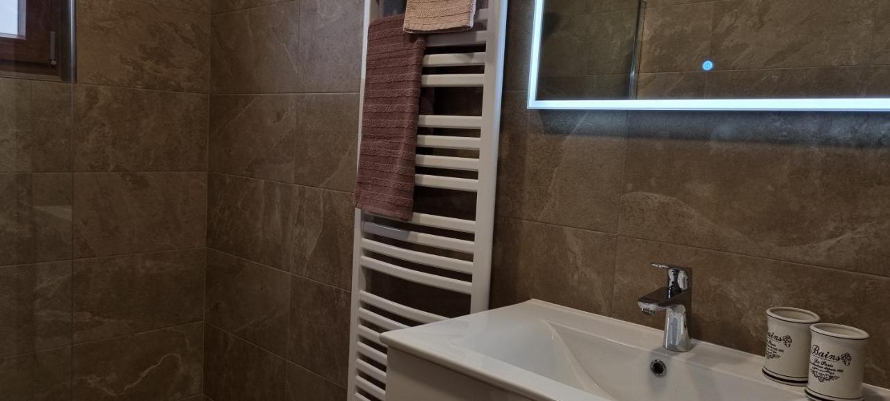 N&G Apartments Ρόβινι Εξωτερικό φωτογραφία